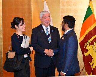 ජනපති අනුර ජපන් ආරක්ෂක ඇමති හා සාකච්ඡා